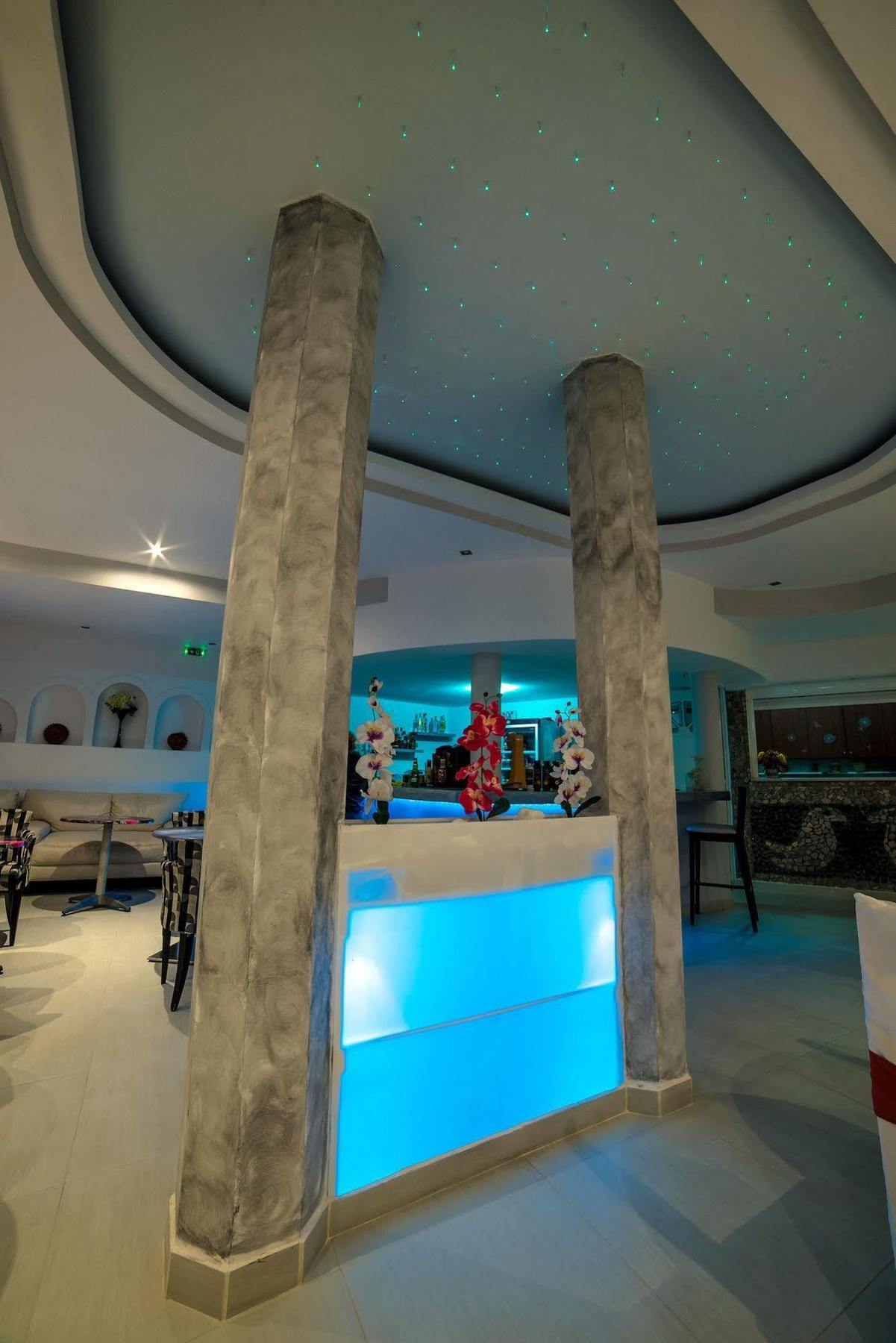 Pantheon Hotel Agios Georgios  Exterior foto