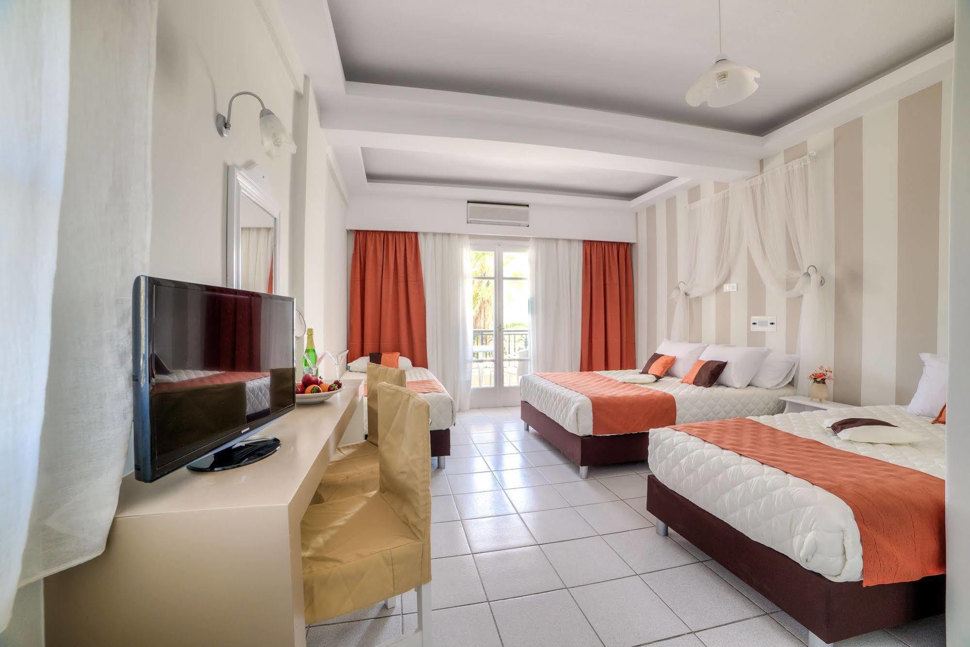 Pantheon Hotel Agios Georgios  Exterior foto
